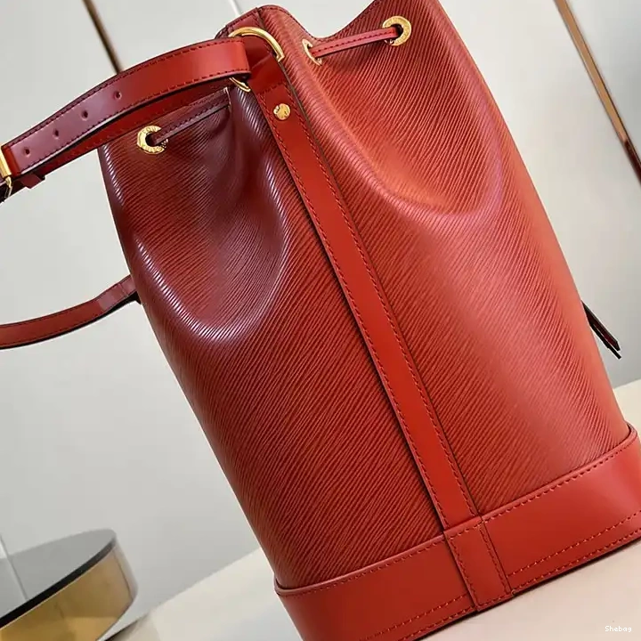 2411YA0269 LV Bags 0723